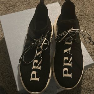 Prada Donna Sneakers